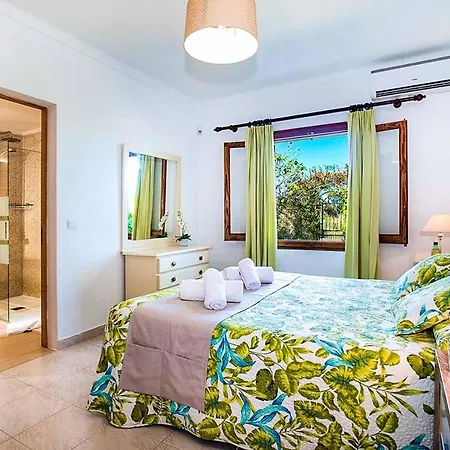 Villa Geranios *